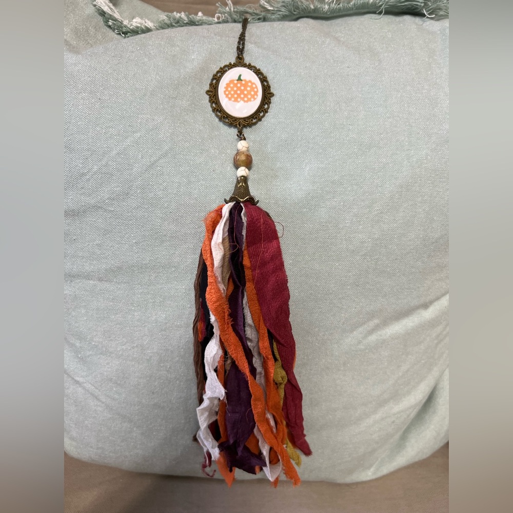 Pumpkin tassel necklace